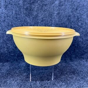 Vintage Tupperware Harvest Gold Servalier 10" Salad Serving Bowl 880-1 Lid 881-8